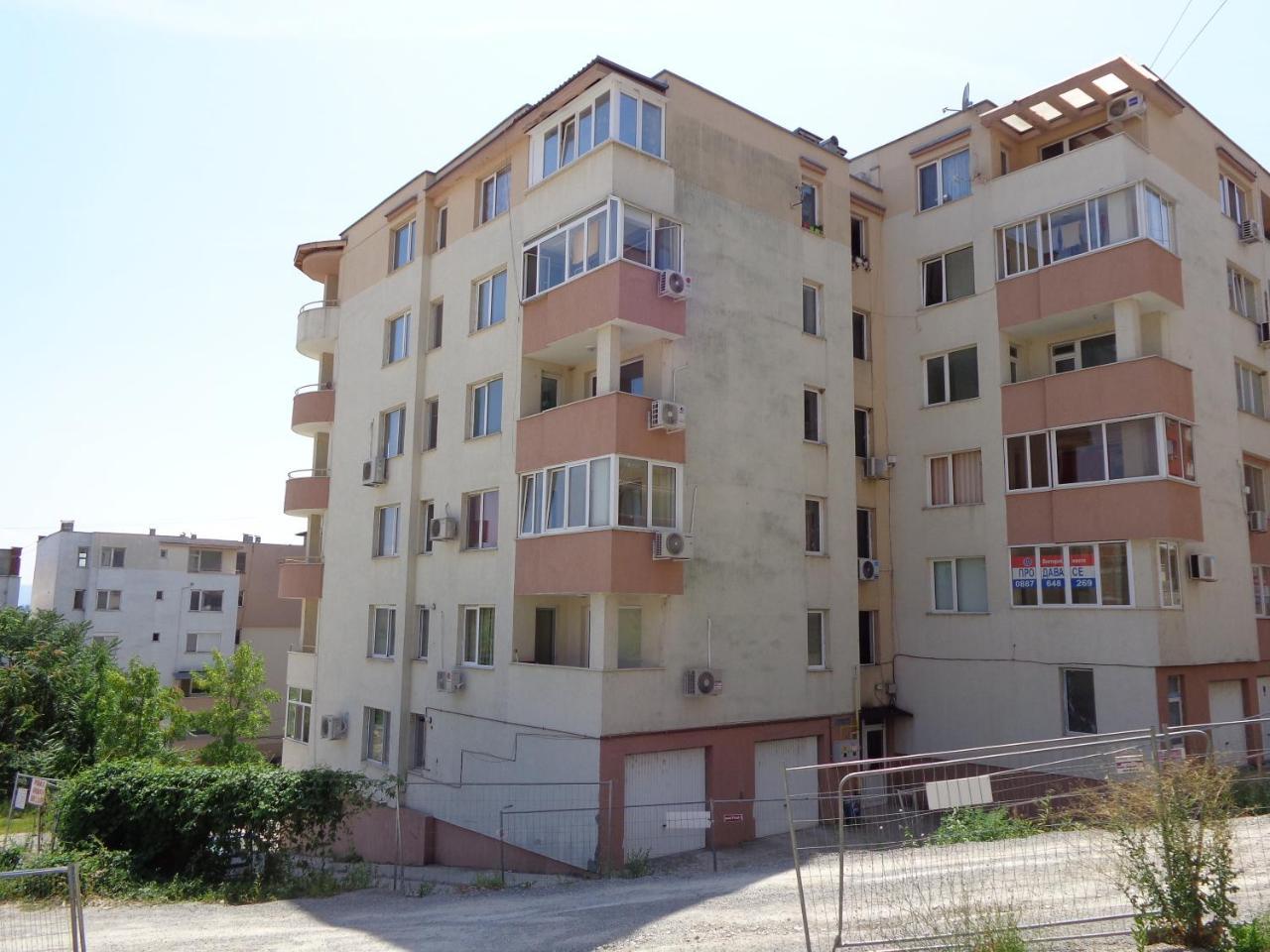 Apartment Moni 2 Veliko Tarnovo Exterior photo